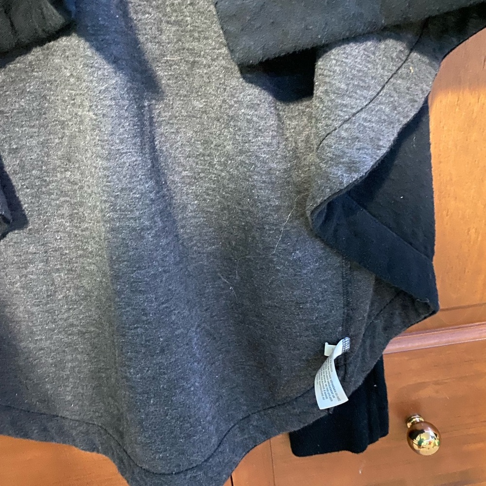 Sweater - Picture 3 of 4